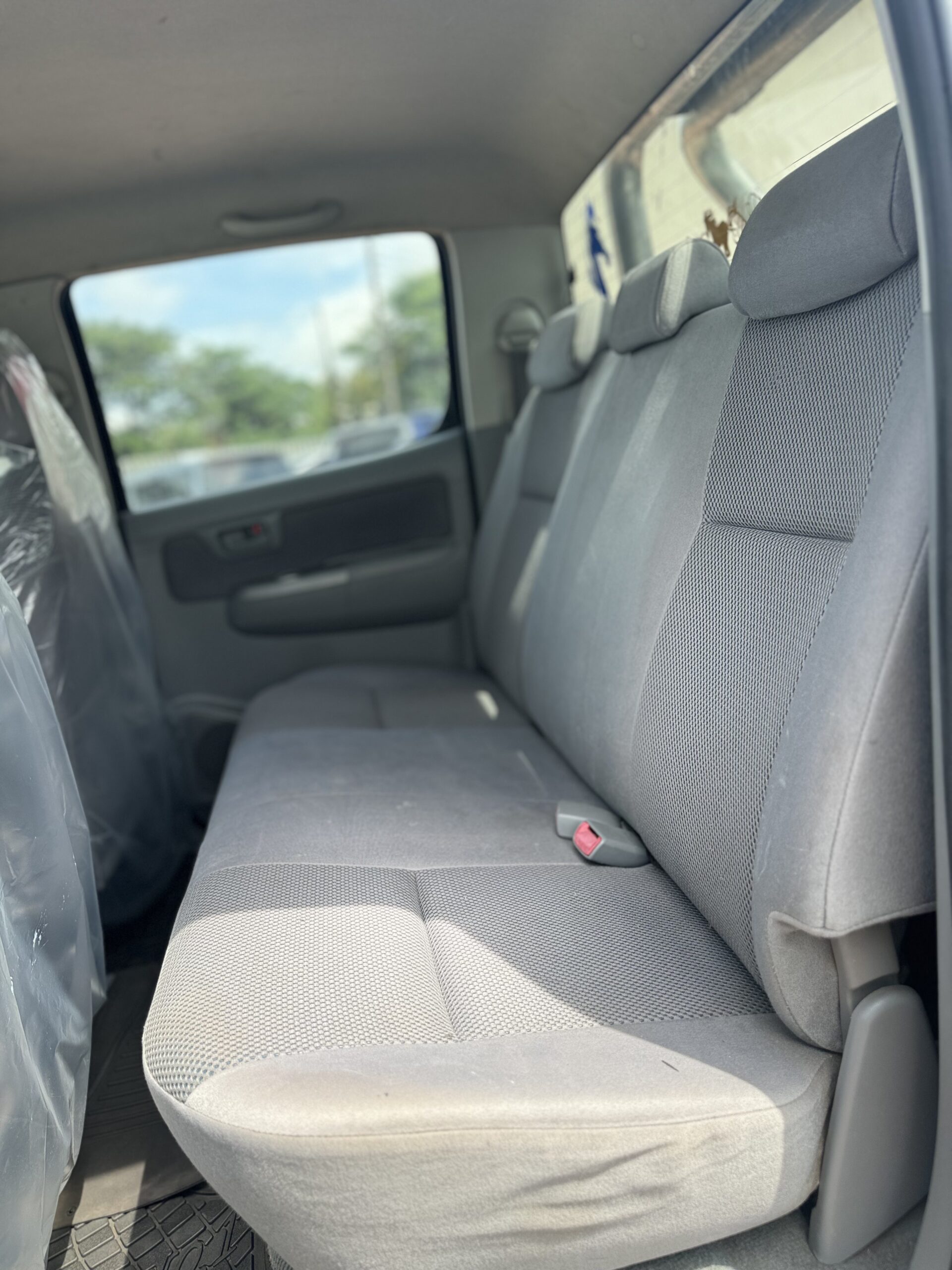 2006 TOYOTA HILUX