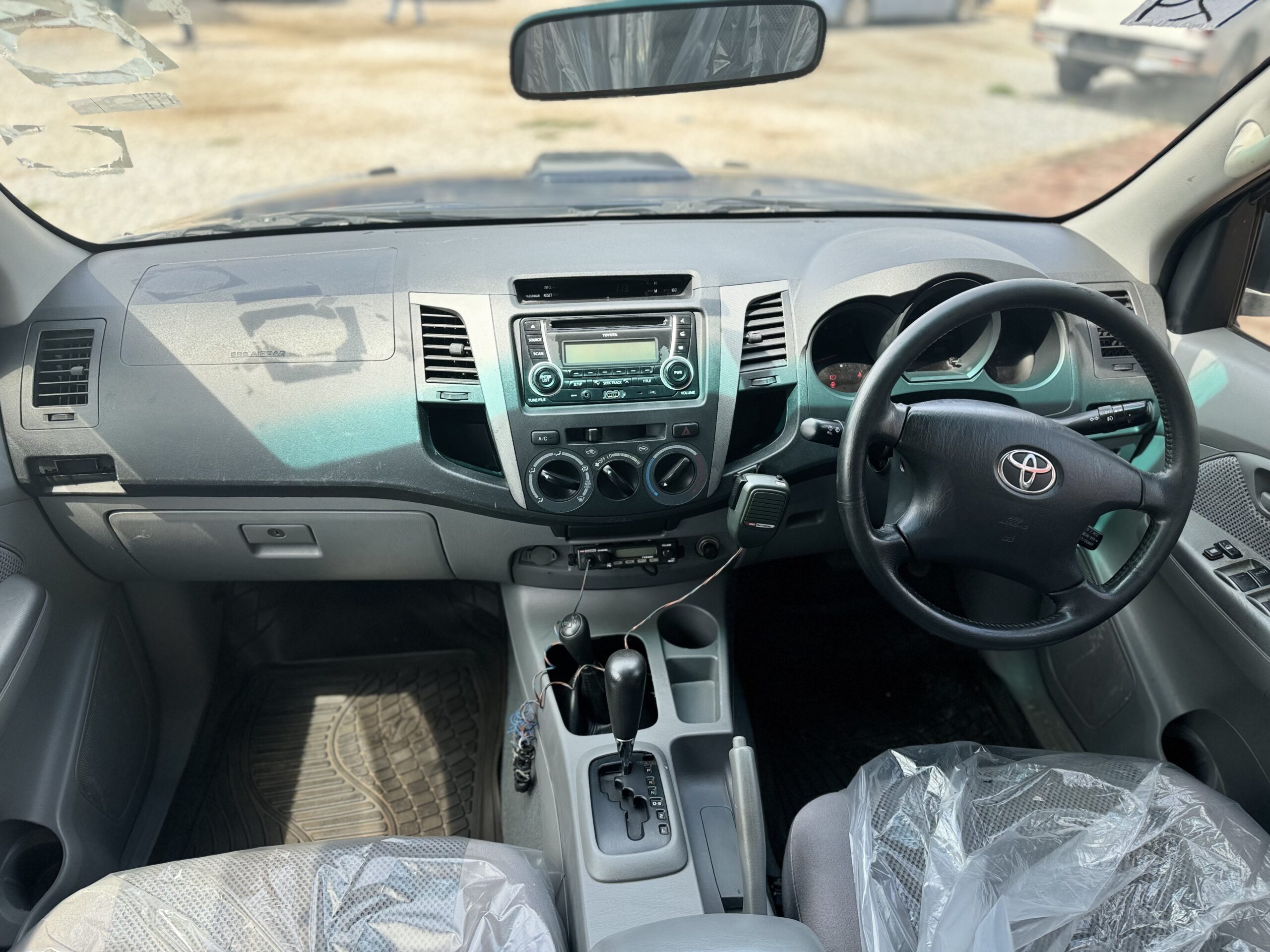 2006 TOYOTA HILUX