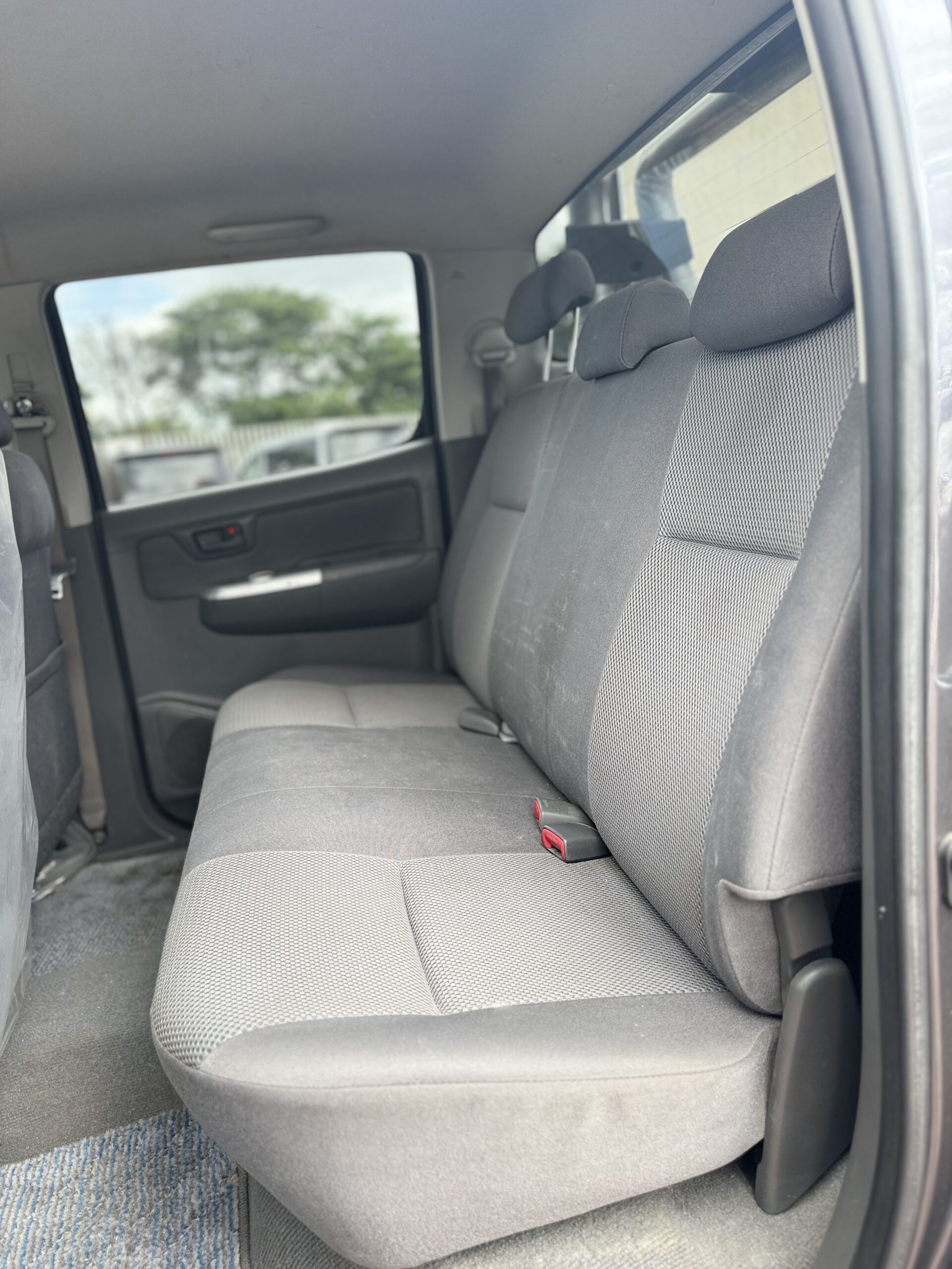 2012 TOYOTA HILUX