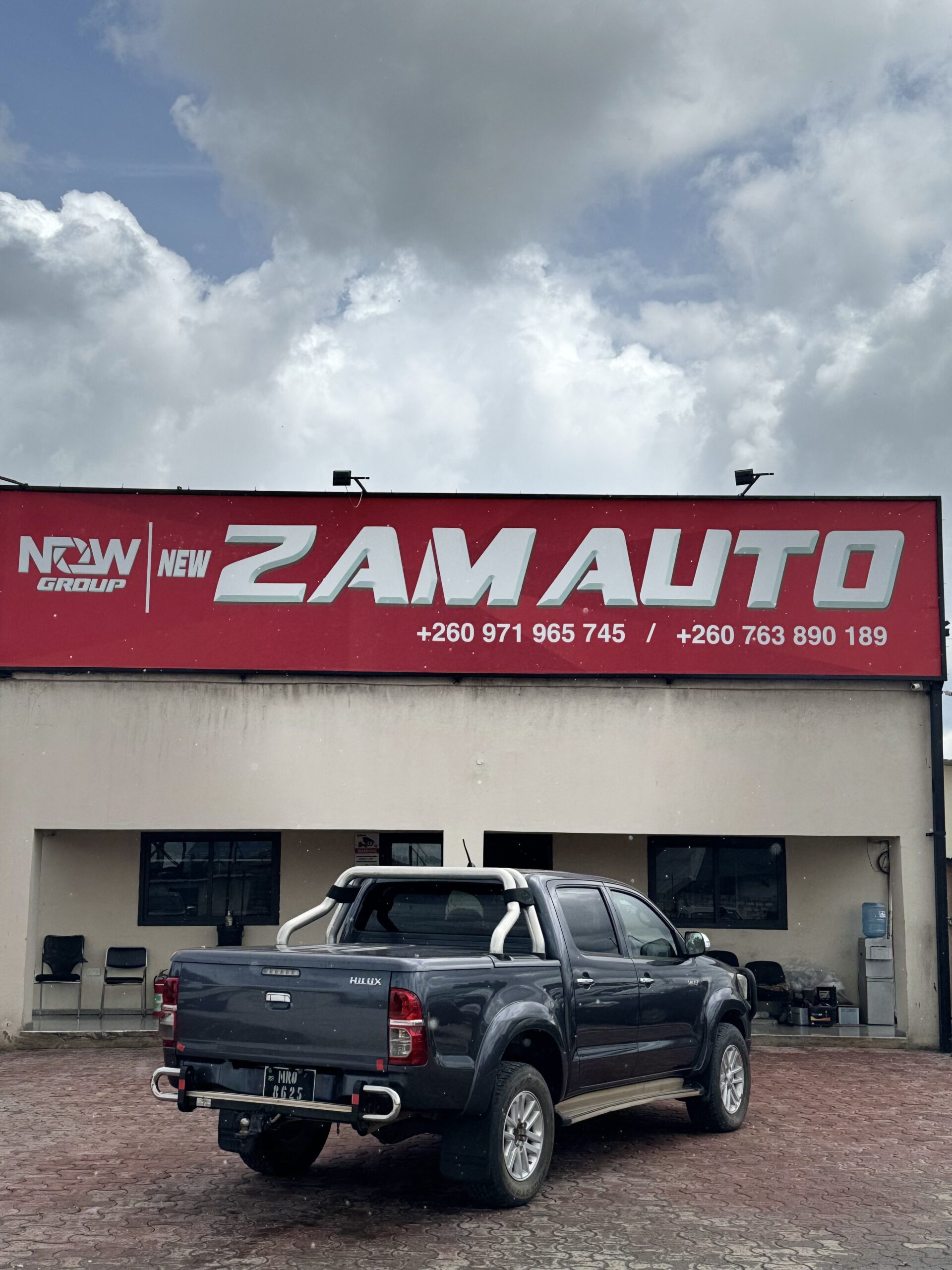 2012 TOYOTA HILUX