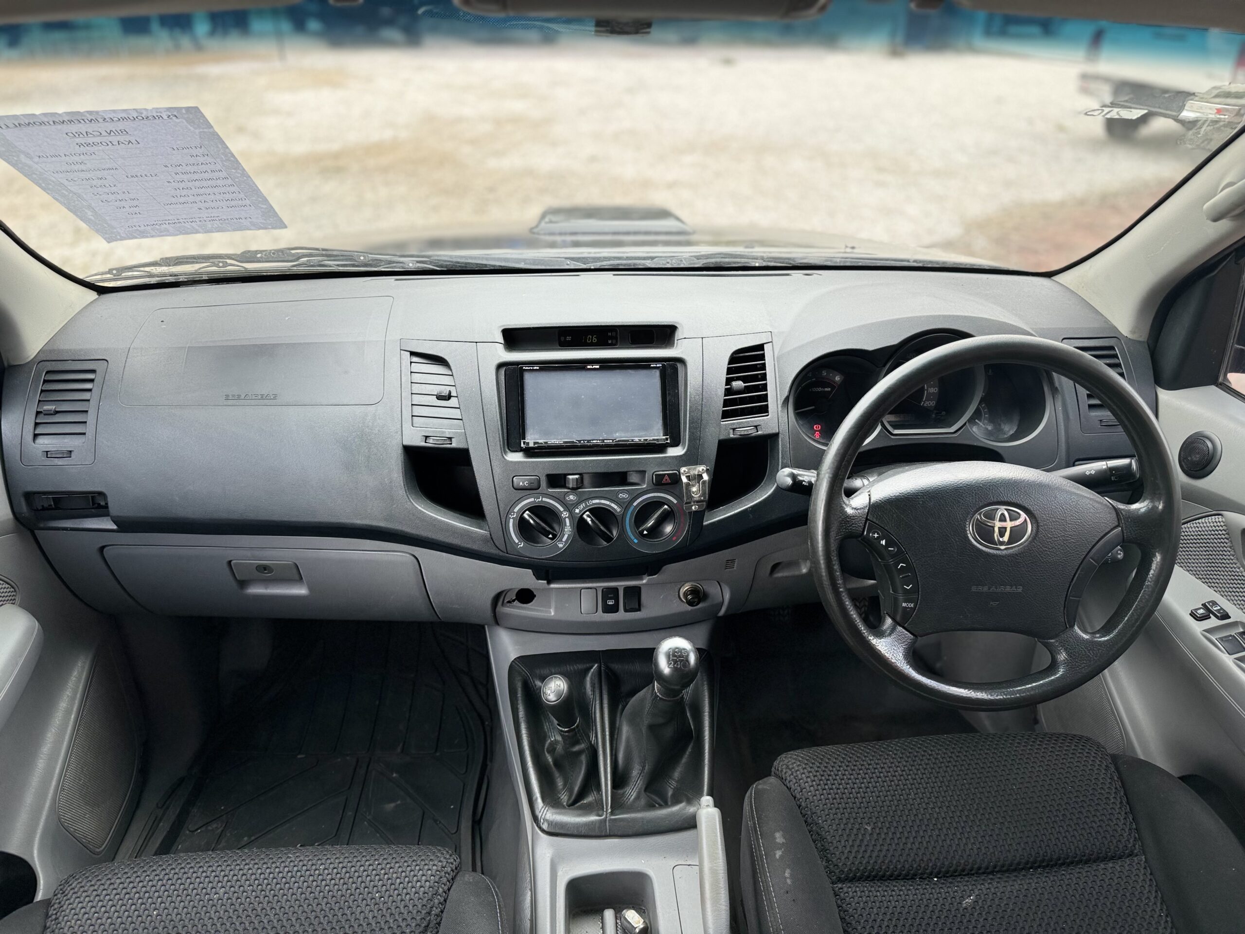 2010 TOYOTA HILUX