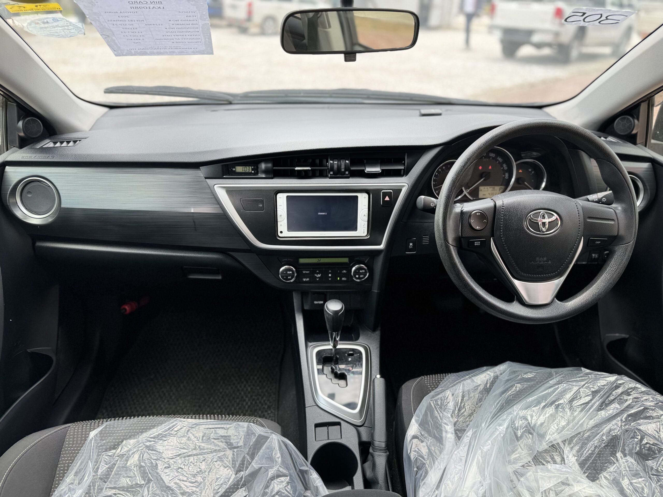 2013 TOYOTA AURIS