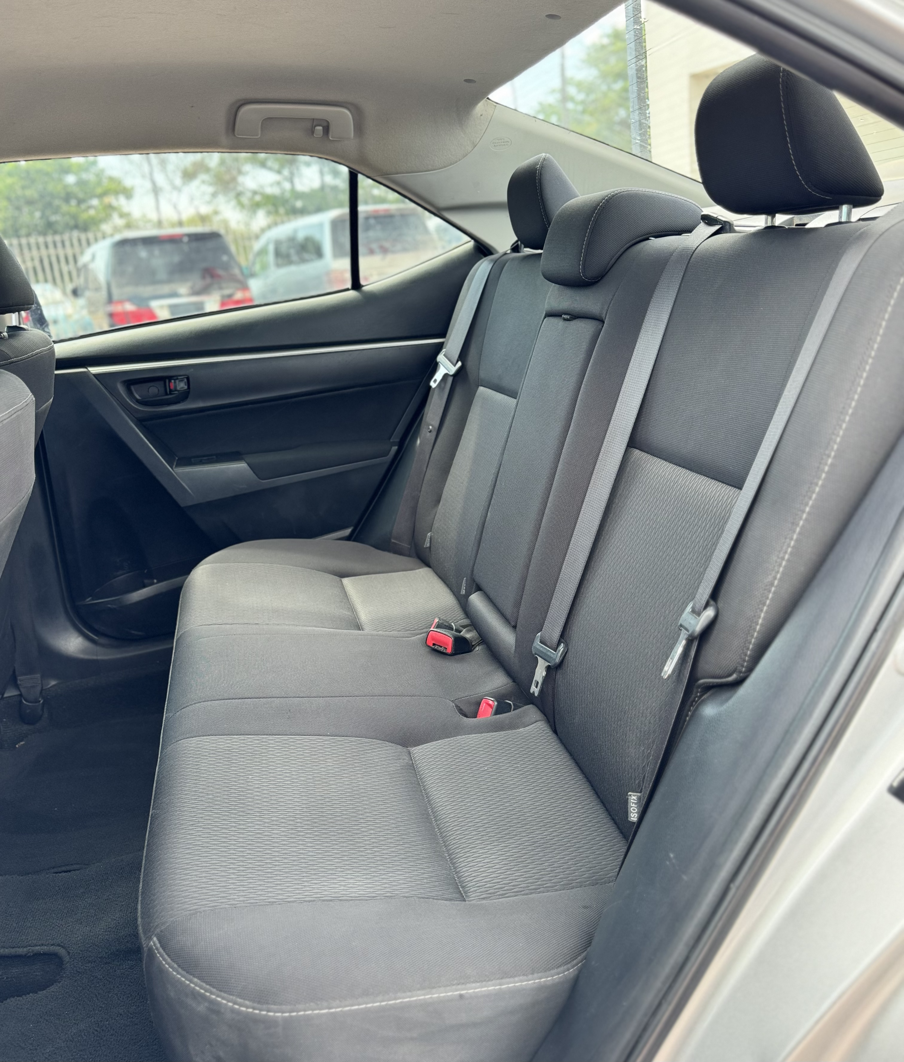 2017 TOYOTA COROLLA