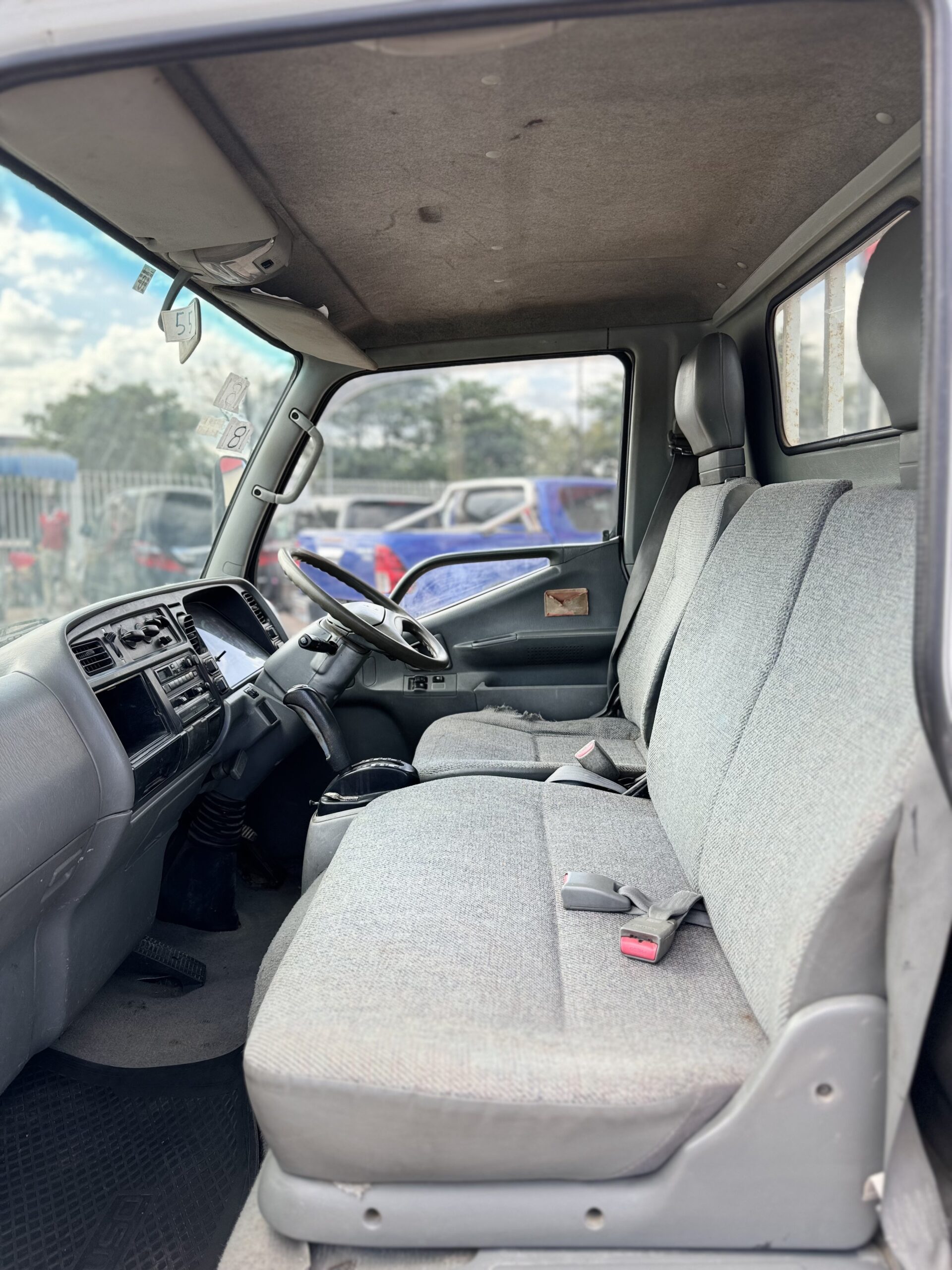 1998 MITSUBISHI CANTER