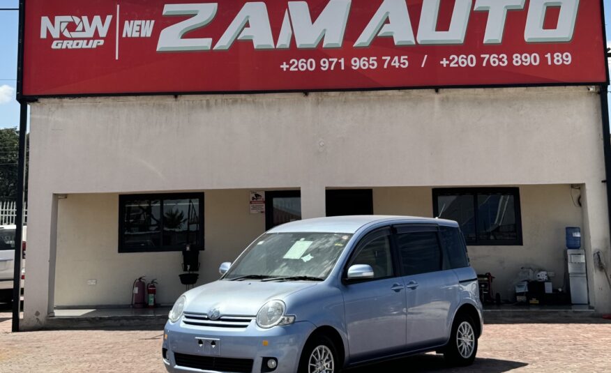 2012 TOYOTA SIENTA