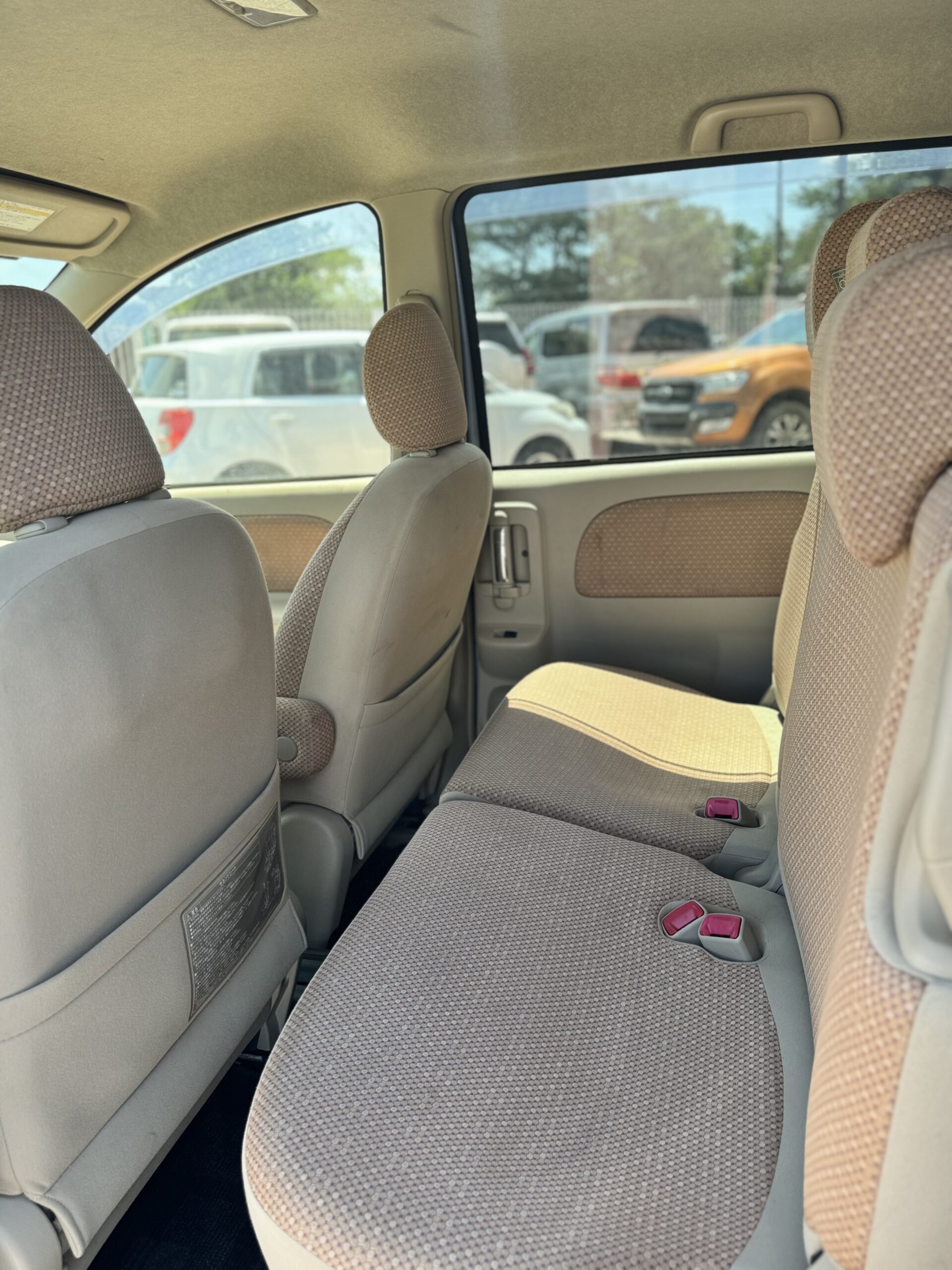 2012 TOYOTA SIENTA