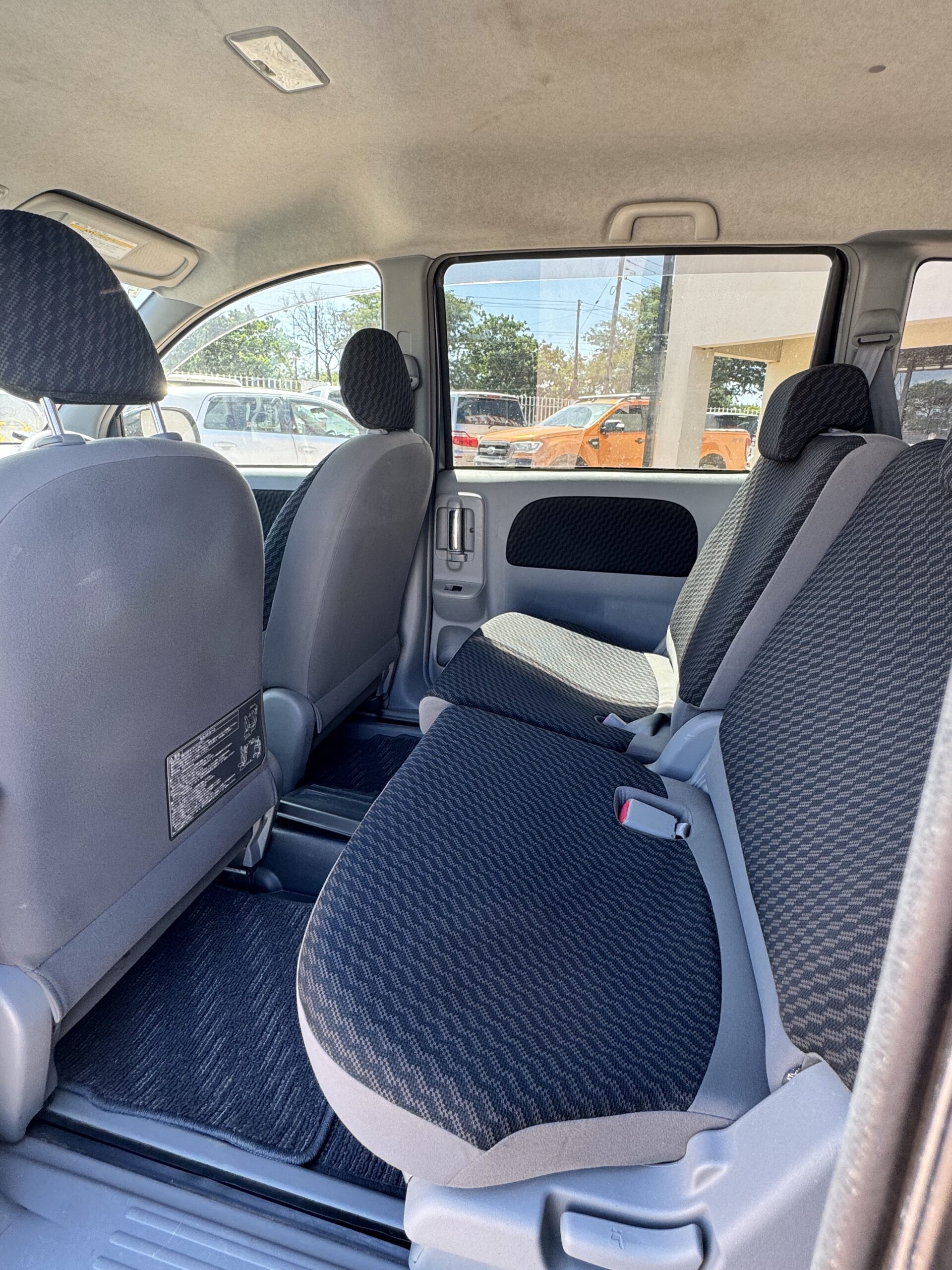 2012 TOYOTA SIENTA