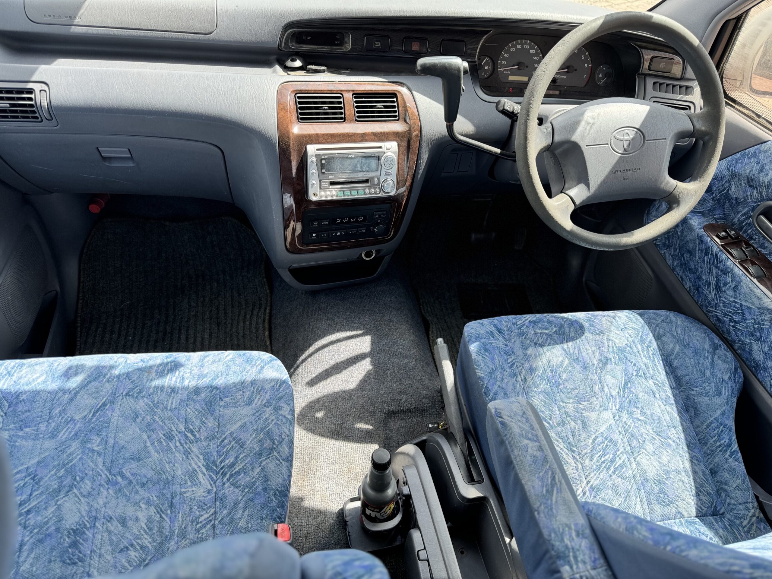 1998 TOYOTA NOAH