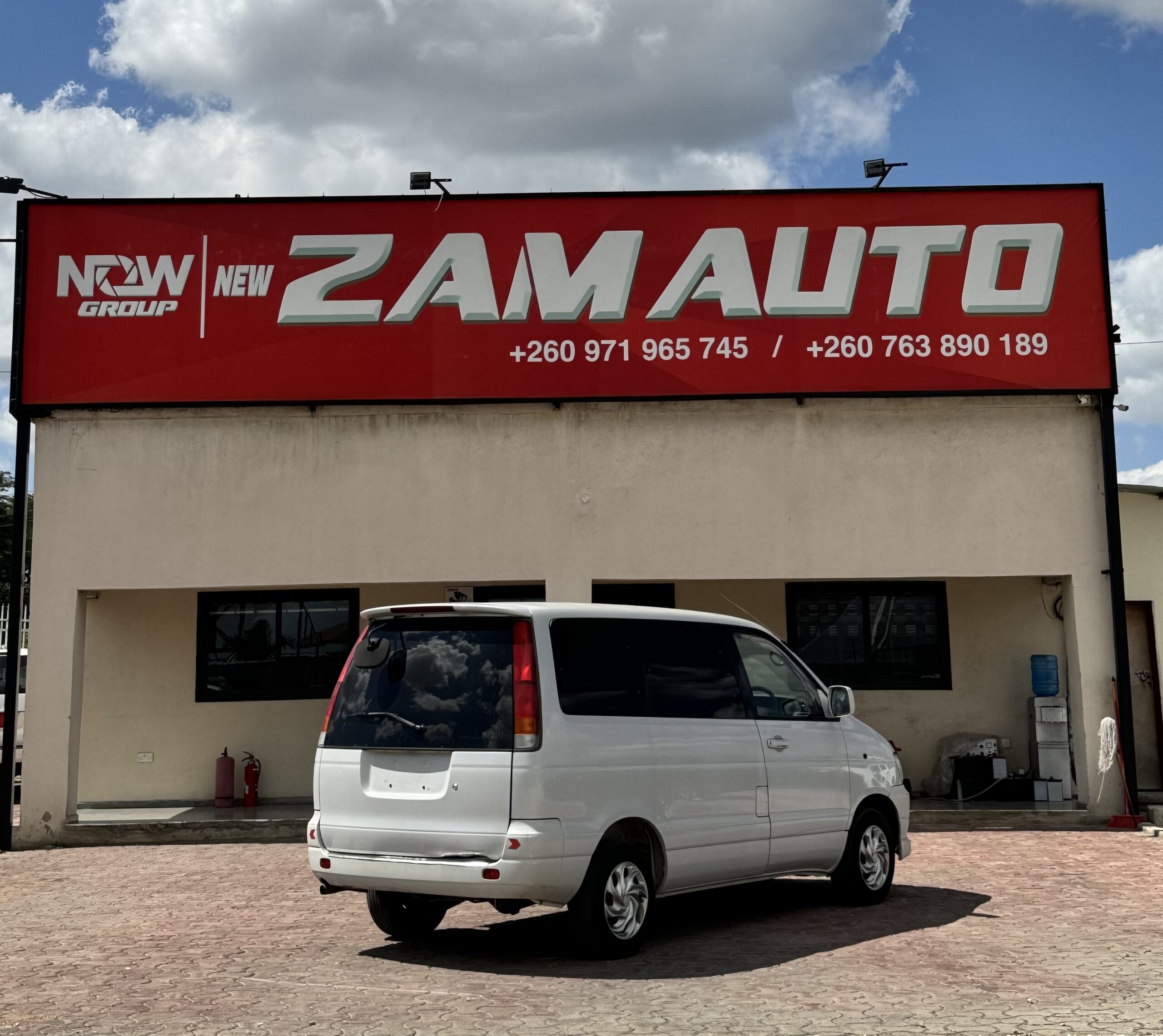 1998 TOYOTA NOAH