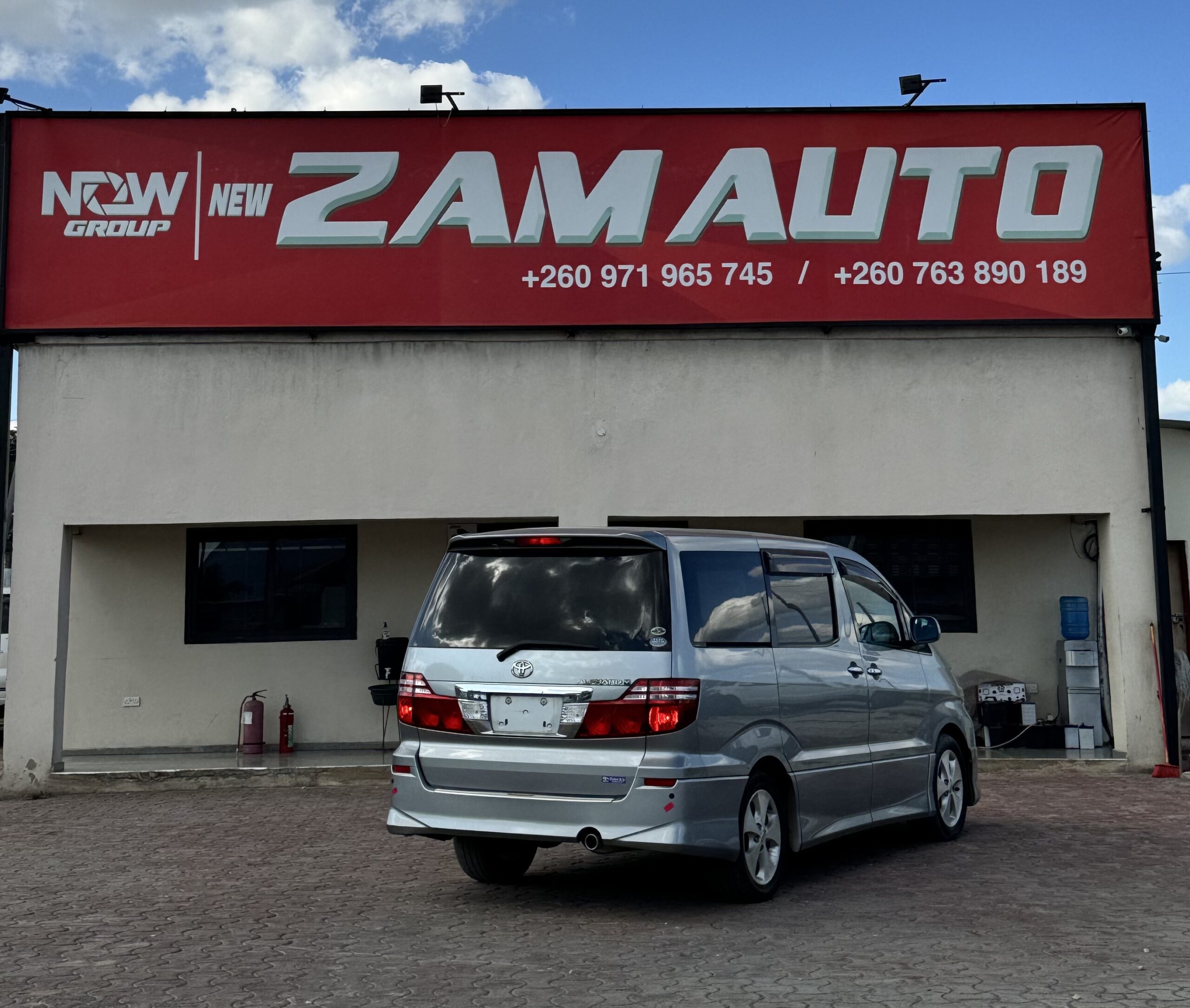 2005 TOYOTA ALPHARD