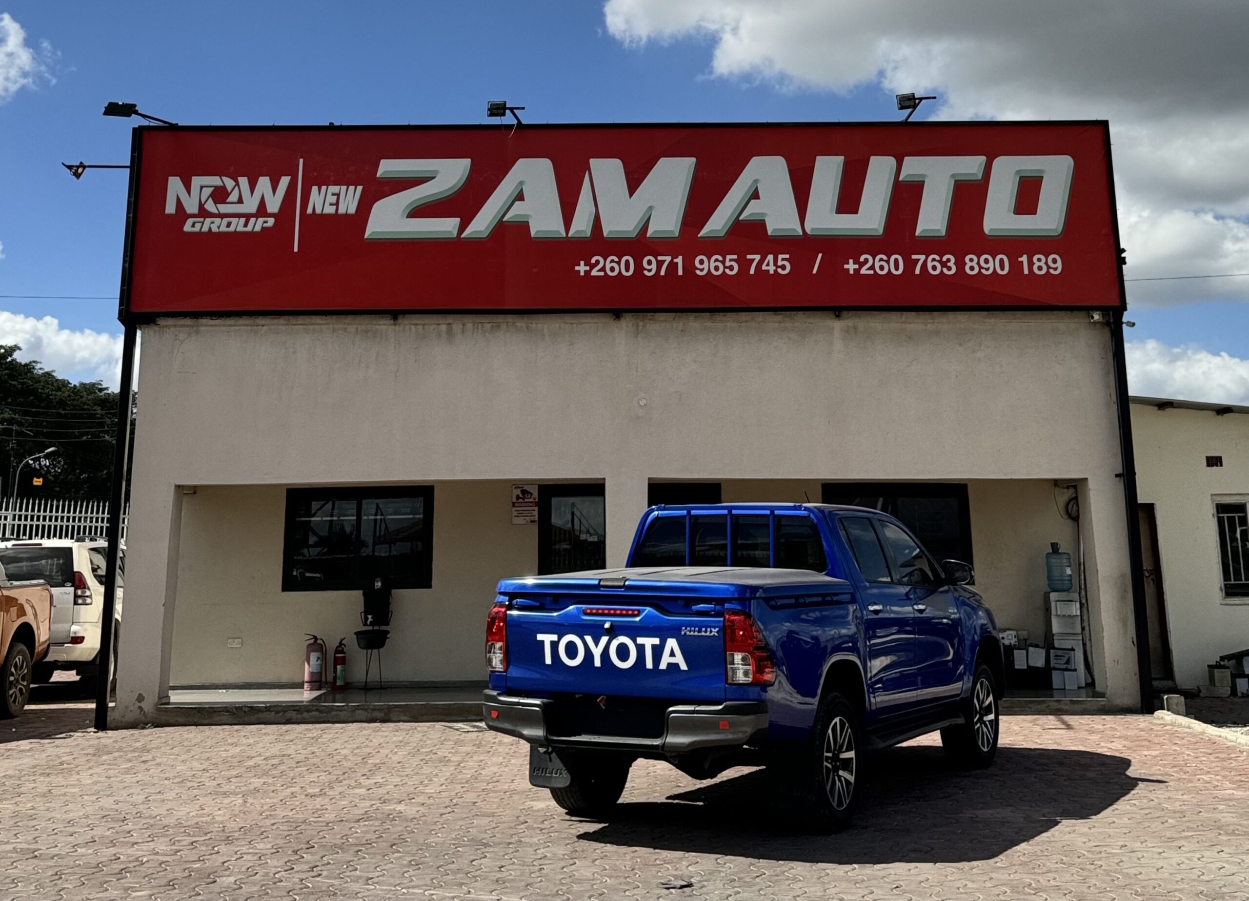 2016 TOYOTA HILUX