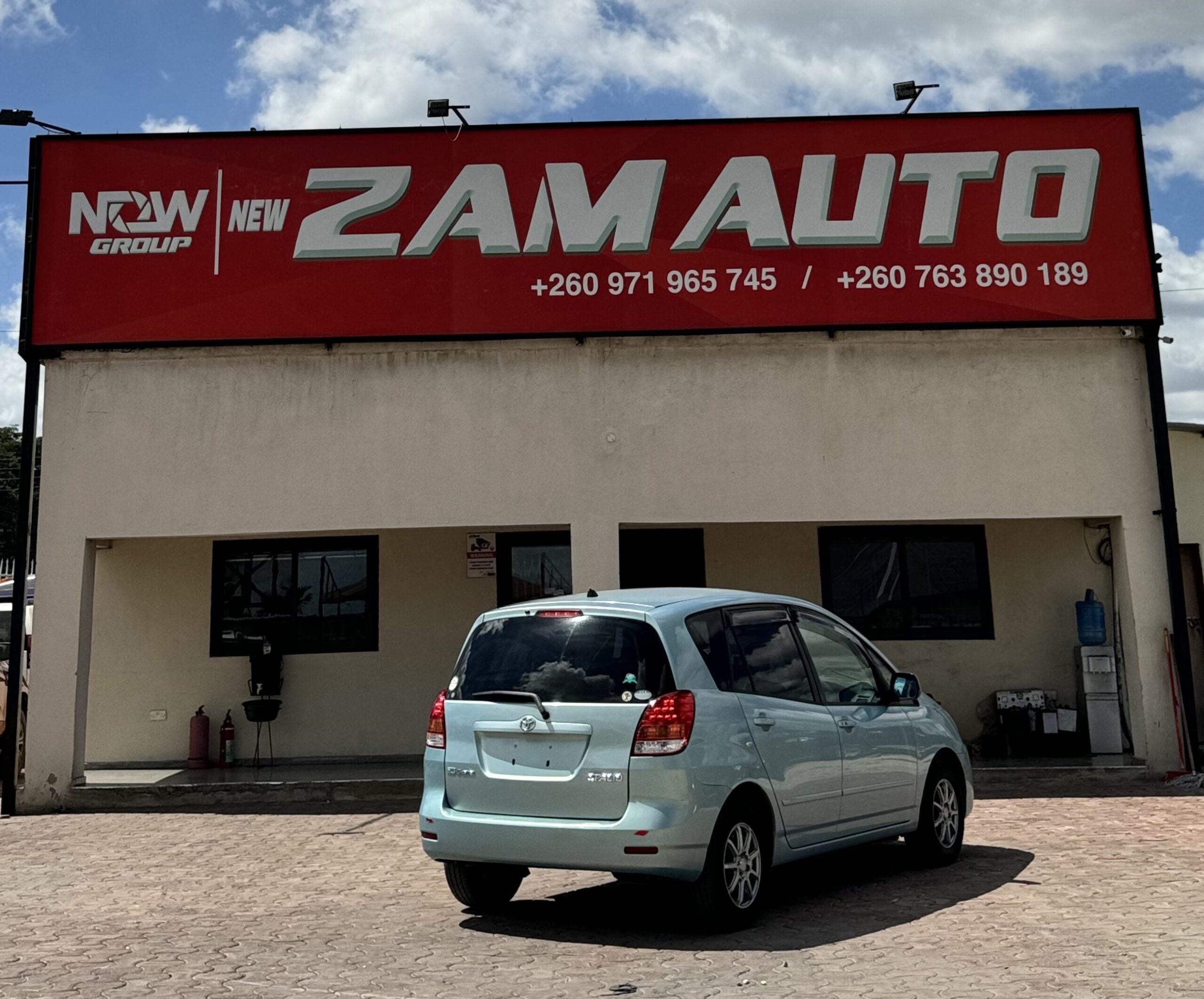2004 TOYOTA SPACIO