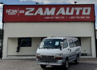 2000 TOYOTA HIACE