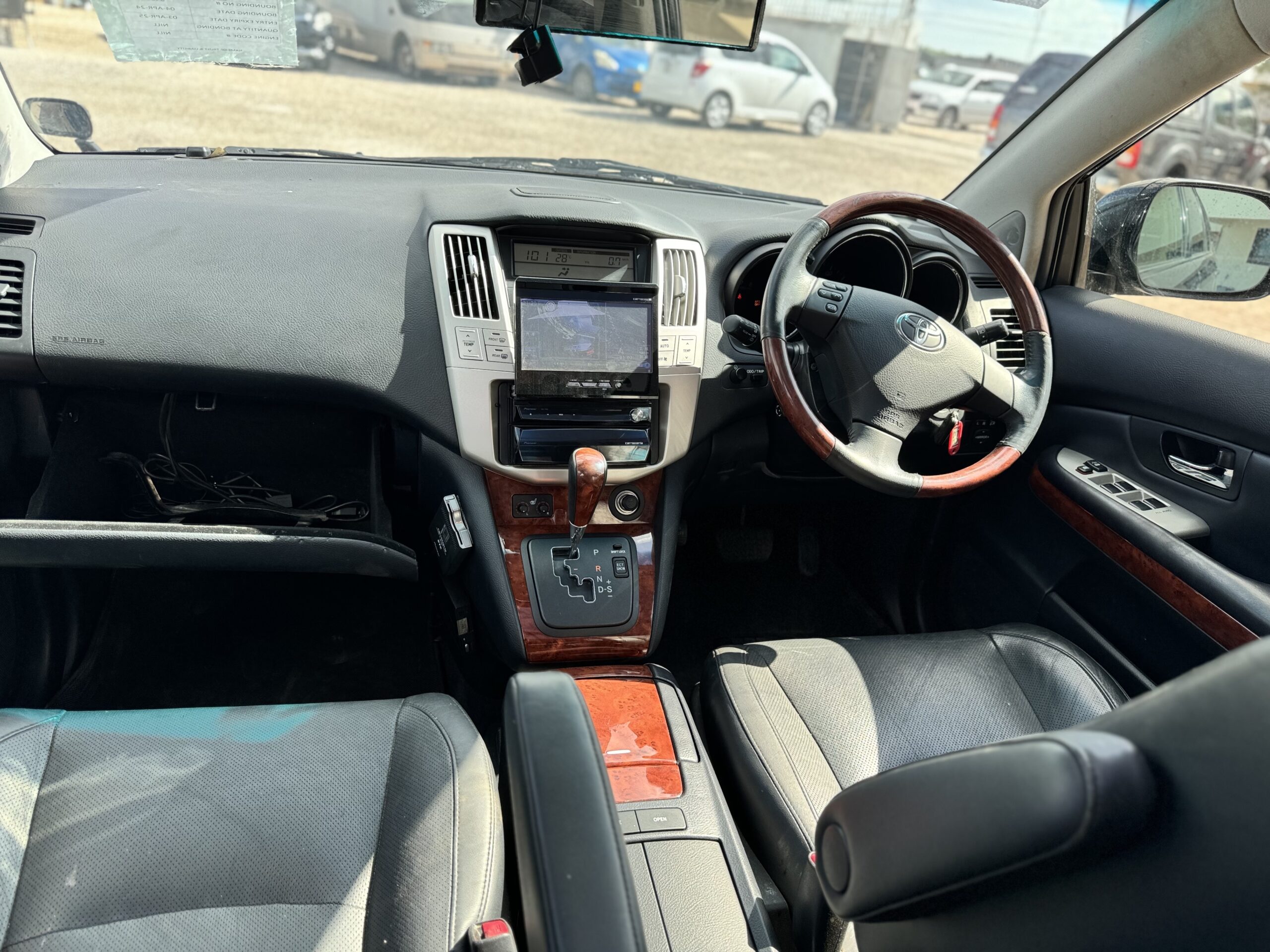 2012 TOYOTA HARRIER