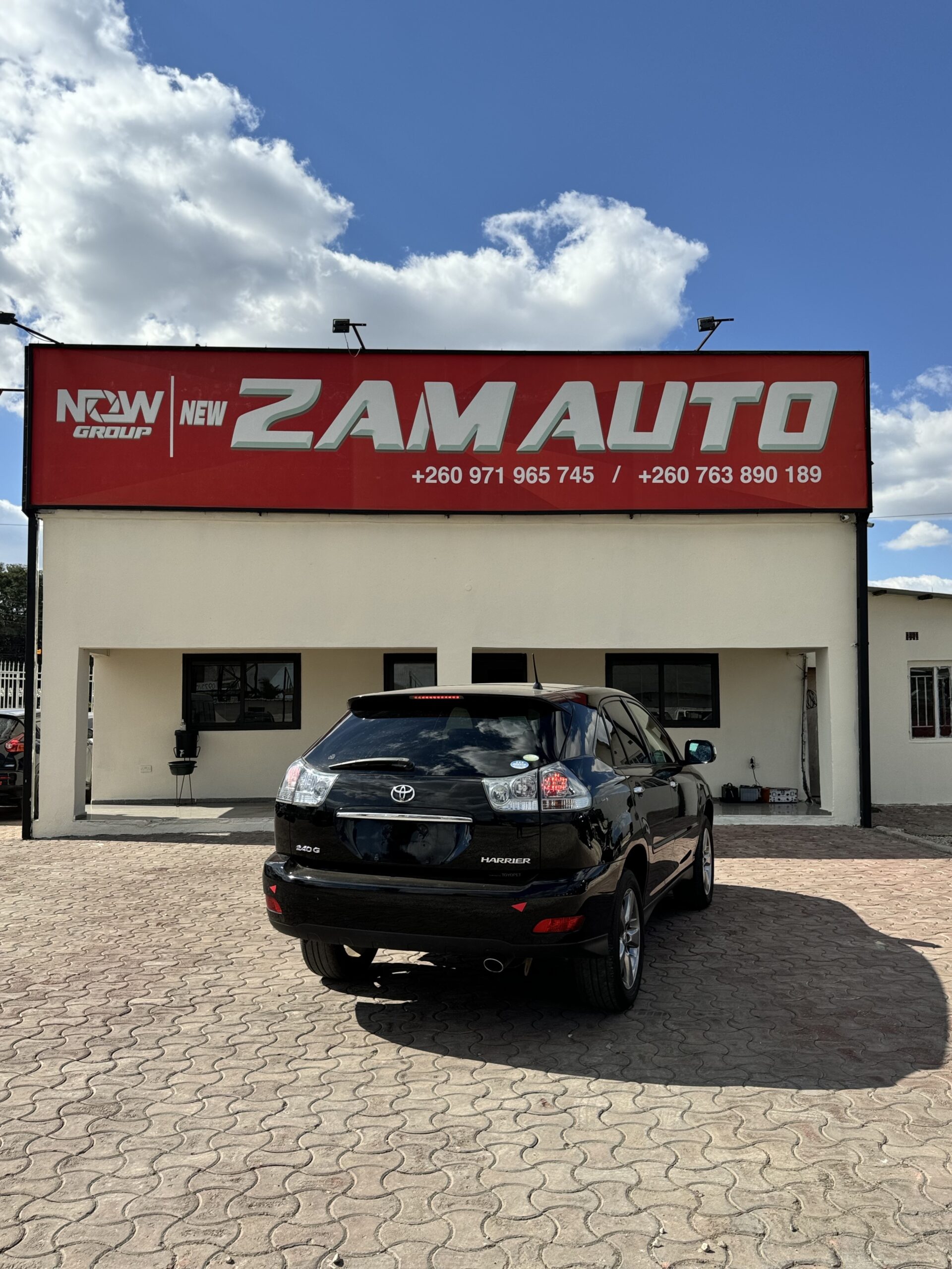 2012 TOYOTA HARRIER