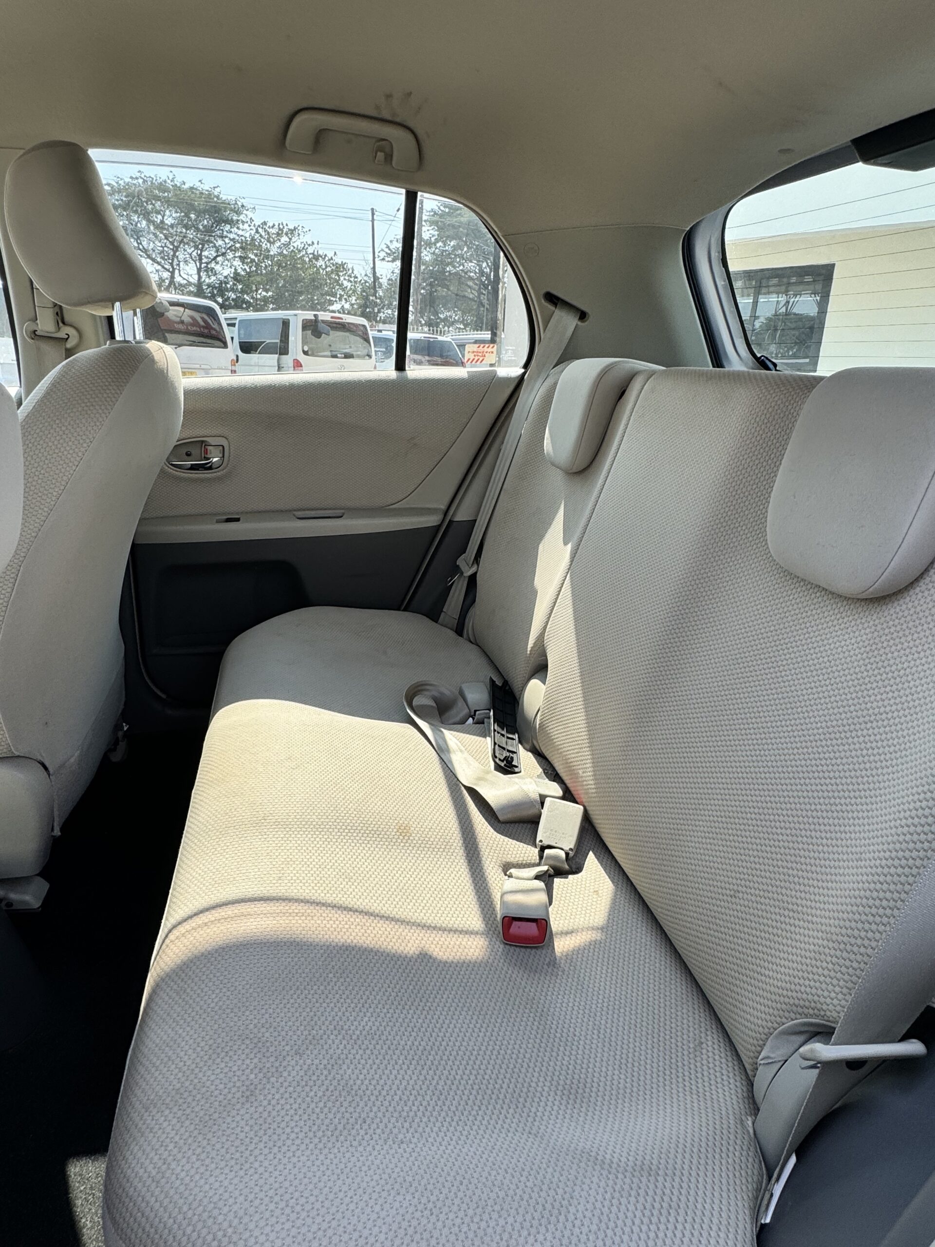 2010 TOYOTA VITZ