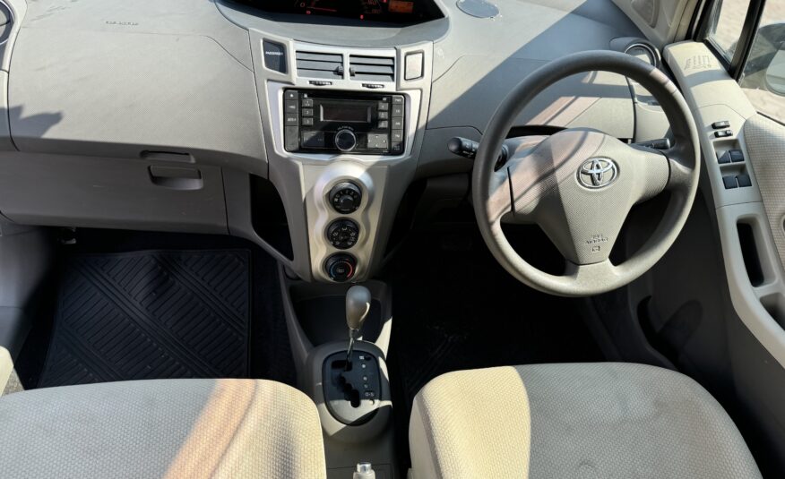 2010 TOYOTA VITZ