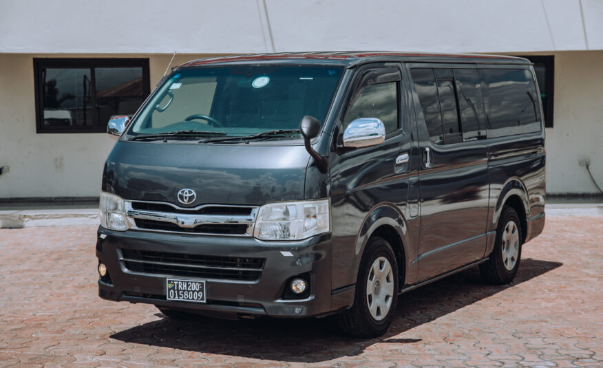 2012 TOYOTA HIACE