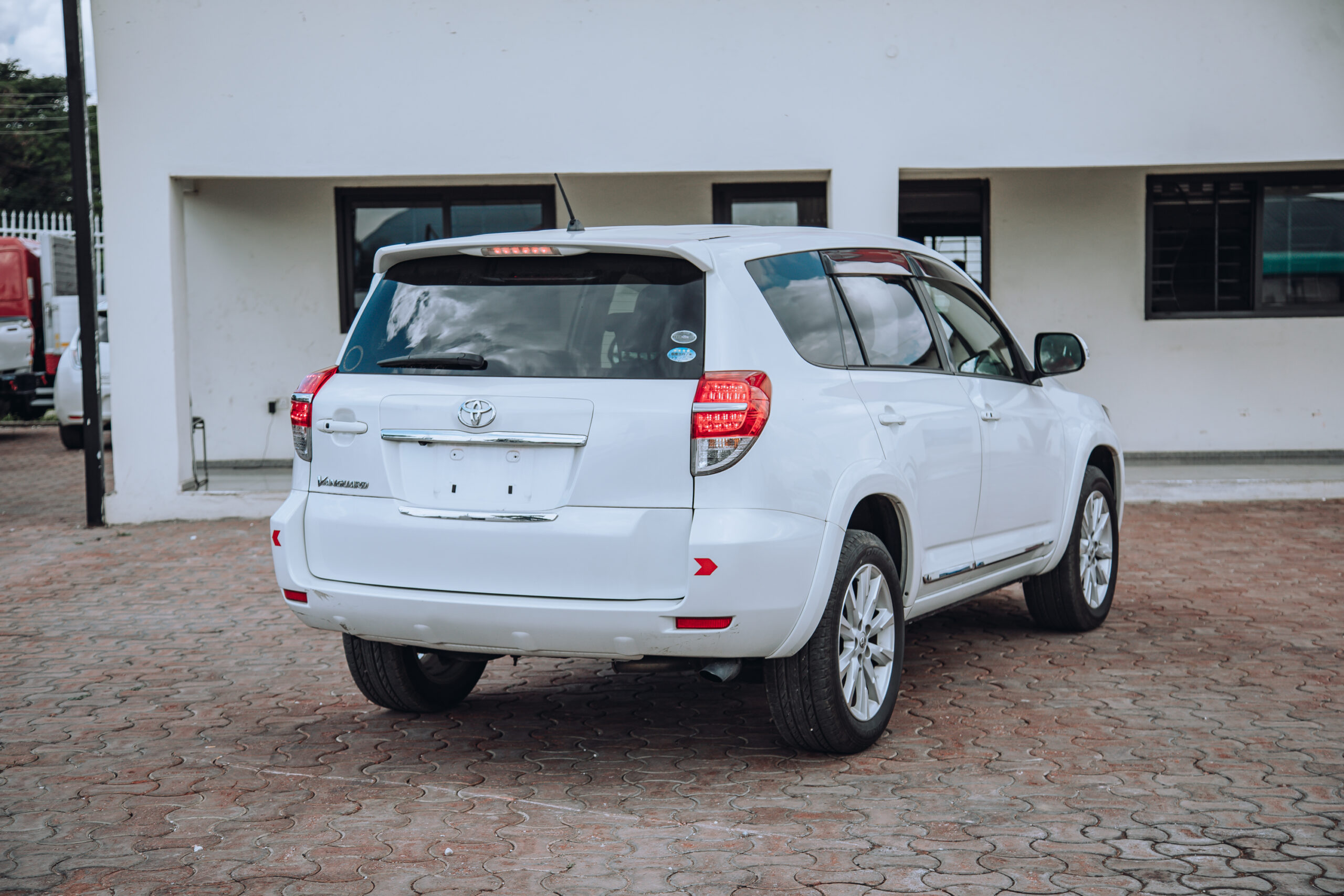 2011 TOYOTA VANGUARD
