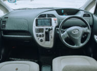 2010 TOYOTA RACTIS